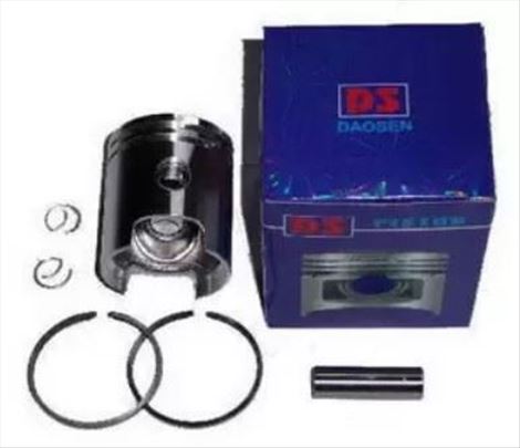 Klip Tomos 42,5x12 mm