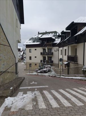 Zlatibor, Zlatibor Konaci 1.0 18m, II, Uknjiženo