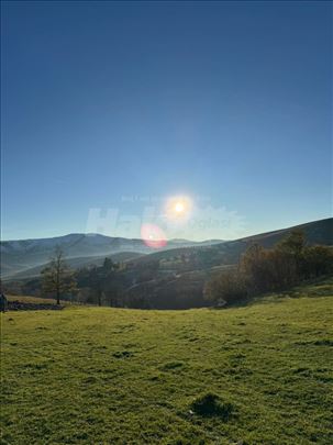 Prodajem placeve sa prelepim pogledom 