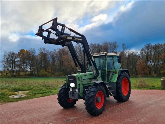 Fendt Farmer 311 LSA Turbomatik + Stoll Kompakt 30