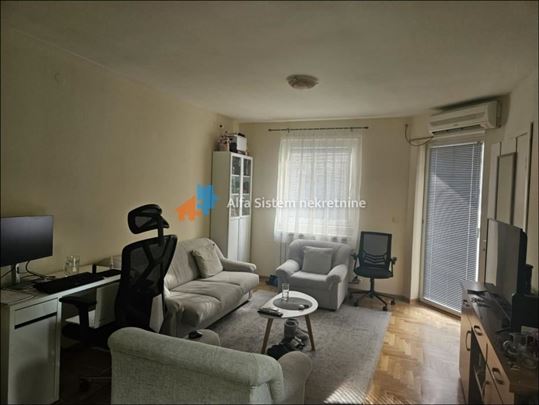 Beograd, Lekino brdo, Stan, 1.5, 45m2