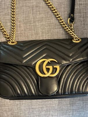 Gucci GG Marmont Small Shoulder Bag