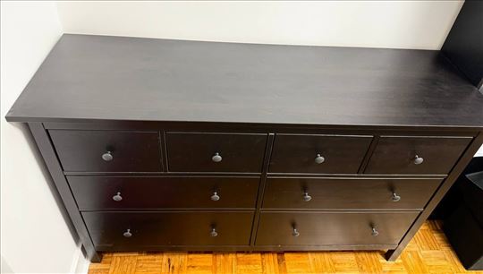 Komoda s 8 fioka HEMNES Crnosmeđa