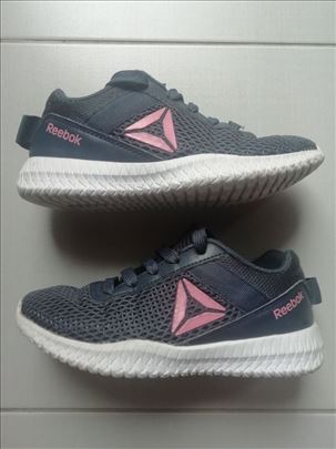 Reebok dečje patike broj 32.5