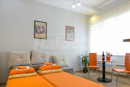 Lux studio apartman u centru grada, Jug Bogdanova