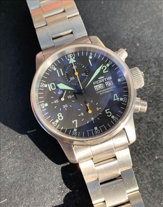 Fortis Pilot Chronograph Automatic sa papirima 