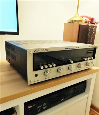 Marantz 2220B