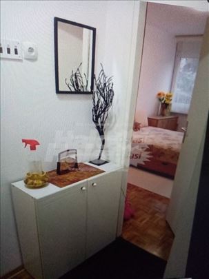 Komforna soba, ženskoj osobi, nepušaču