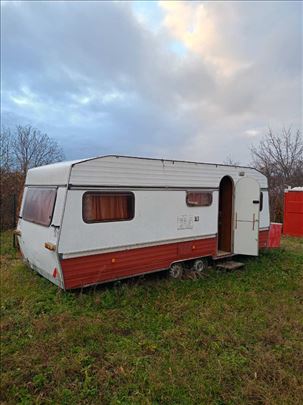 Nemačka kamp prikolica 6x2m