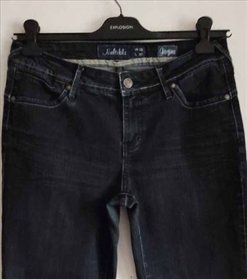 Nove Multiblu farmerke W38 L30 