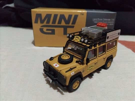 Land Rover Defender 110 Mini GT 1:64