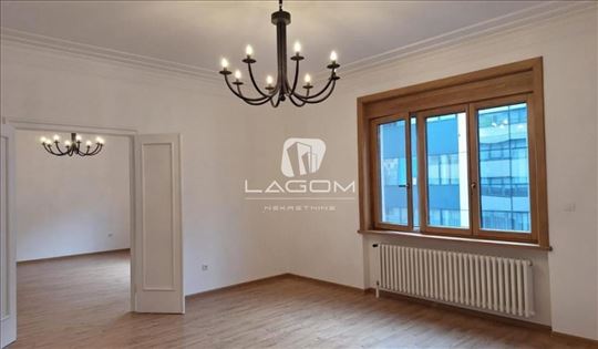 Lux salonac, Kneza Mihaila, 155m2, renoviran