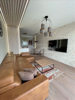 Lux stan Aqua BW, tursko kupatilo+garaza