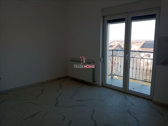 Novogradnja duplex u Borči, Mali Zbeg