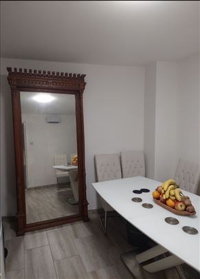 Alt dojč ogledalo 210cmx110cm poklon komoda