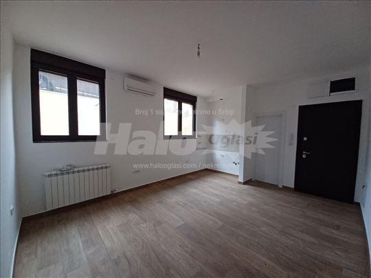 Lekino brdo, nov, 26m2, SUT, CG,