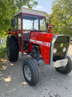 Prodajem traktor imt 560 