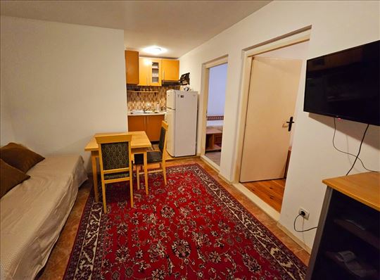 Lep stan na Zvezdari, pogodan za studente