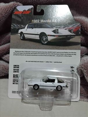 1982 Mazda RX-7 1:64