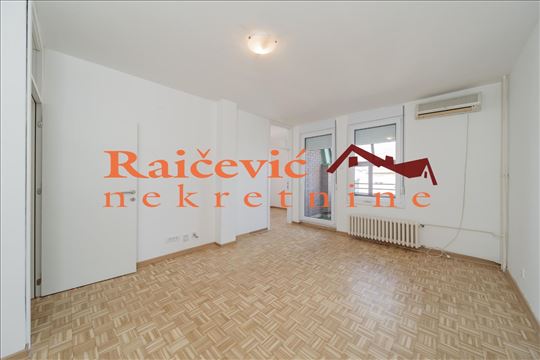 Crveni krst, Vojislava Ilica, 1.5, 43 m2