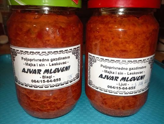 Domaći Leskovački Ajvar Blagi i Ljuti 