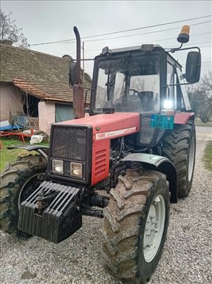 Na prodaju traktor rus 1025