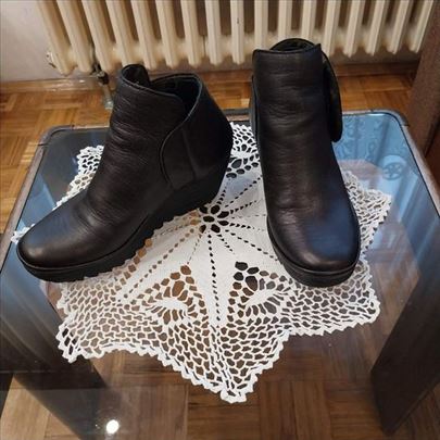 Čizme Fly London36