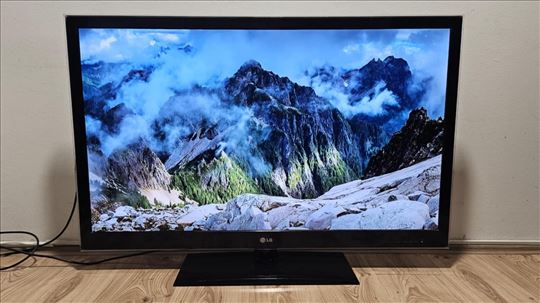 LG 47"led edge FullHD kao nov garancija12M