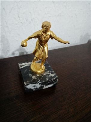 Statua bacačice kugle 