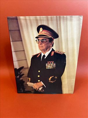 Tito vrhovni komandant