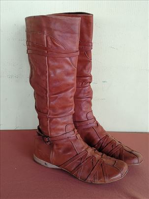 Ženske čizme od prirodne koze