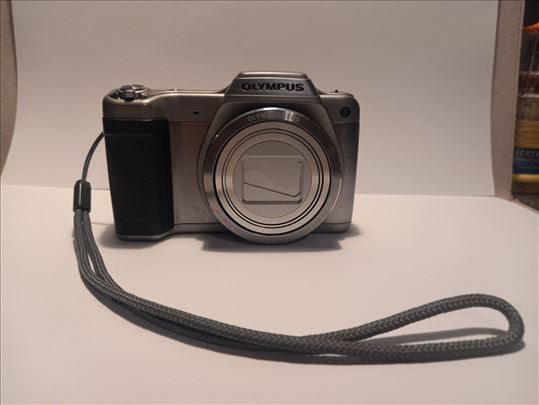 Olympus SZ-15 digitalni fotoaparat ne ispitan 