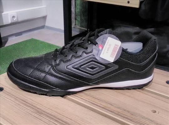 Patike Umbro nove broj 44