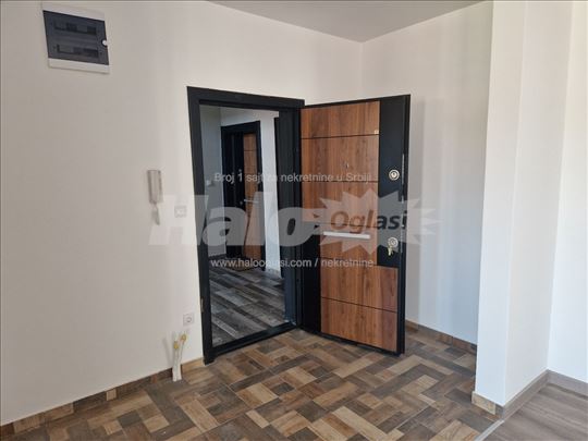 Nov 52 kvadrata na Altini odlican