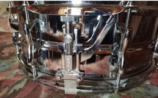 Dobos i tomovi Yamaha