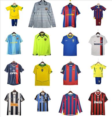 Ronaldinho dresovi (svi klubovi/kombinacije)