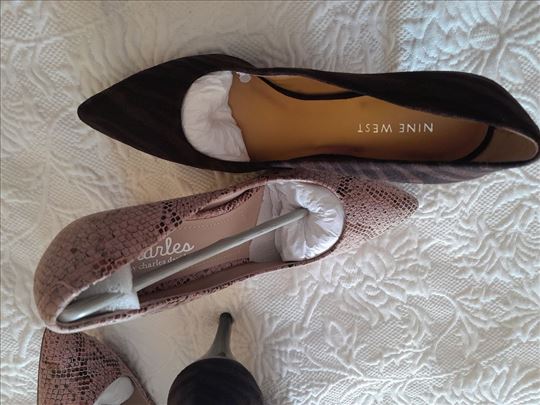 Salonke, Nine West / Charles David