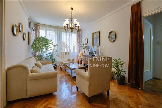 Vračar, Braće Nedića, 63m2