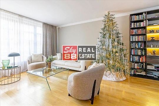 Banovo brdo , Golf , perfektna , luksuzna vila , d