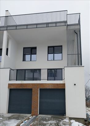 Moderan duplex brzo useljiv