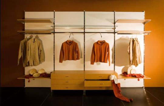 Nameštaj za butik povoljno