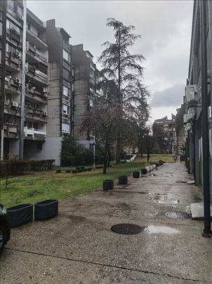 Blok 22, bul. Arsenija Čarnojevića, 76m2, 1/VII