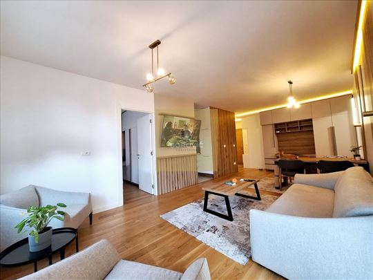 Lux Stan VraČar, NAMEŠTEN,sa garažnim mestom