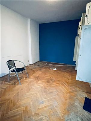 Radoja Domanovica 38 m2 + 5 m2 T