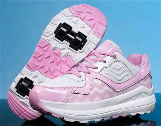 Patike sa točkićima roze-bele, ima brojeva