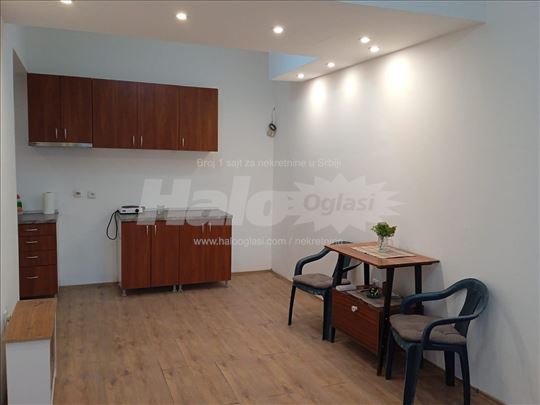 Borča (UKNJIŽEN) - Ratnih Vojnih Invalida - 35m2