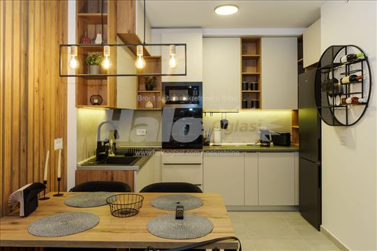 Dvosoban stan 55m², Lastavice, Novi Beograd, lux