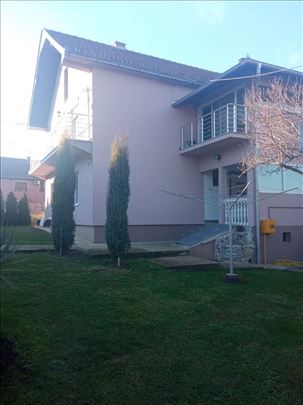 Kuća u Kragujevcu, osnova 94 m2, plac 4.27 ara