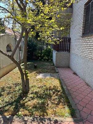 kuća sa placem Zemun