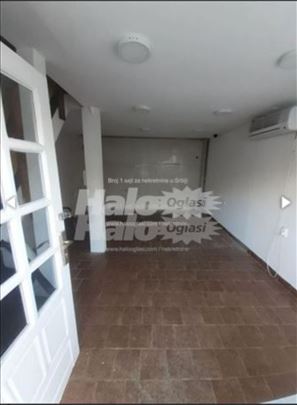 Lokal 19 m2 iza Bajlonijeve pijace